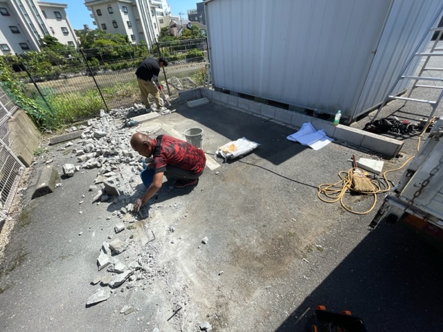 唐津トーヨー住器の古くなったガレージを解体の施工事例詳細写真3