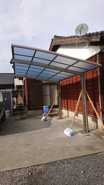 唐津トーヨー住器のカーポートを設置したいの施工事例詳細写真1
