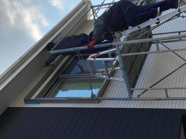 唐津トーヨー住器の２Ｆの窓にシャッターをの施工事例詳細写真2