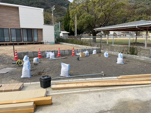 唐津トーヨー住器の雨風から愛車を守りたいの施工前の写真1