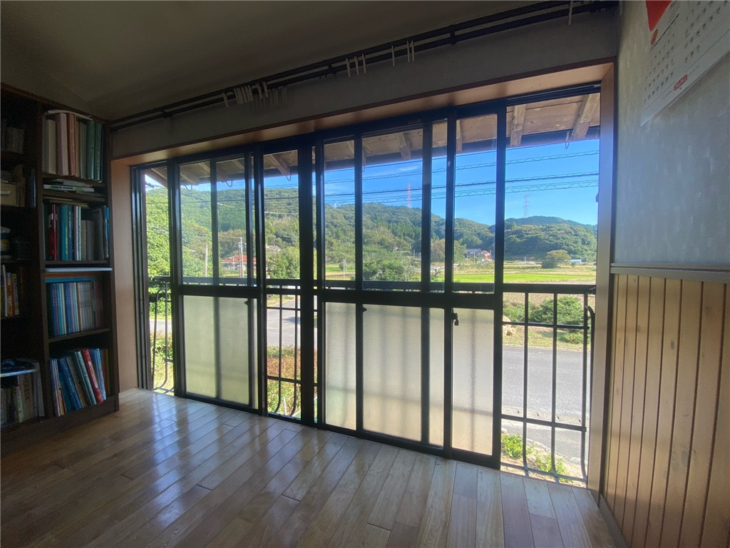 唐津トーヨー住器の唐津市 窓リフォーム 二重窓の施工前の写真1