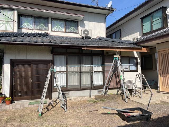 唐津トーヨー住器の雨に濡れずに、車に乗りたい　～難題への挑戦～の施工前の写真1