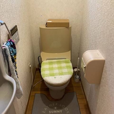 唐津トーヨー住器のトイレが壊れて・・の施工前の写真1