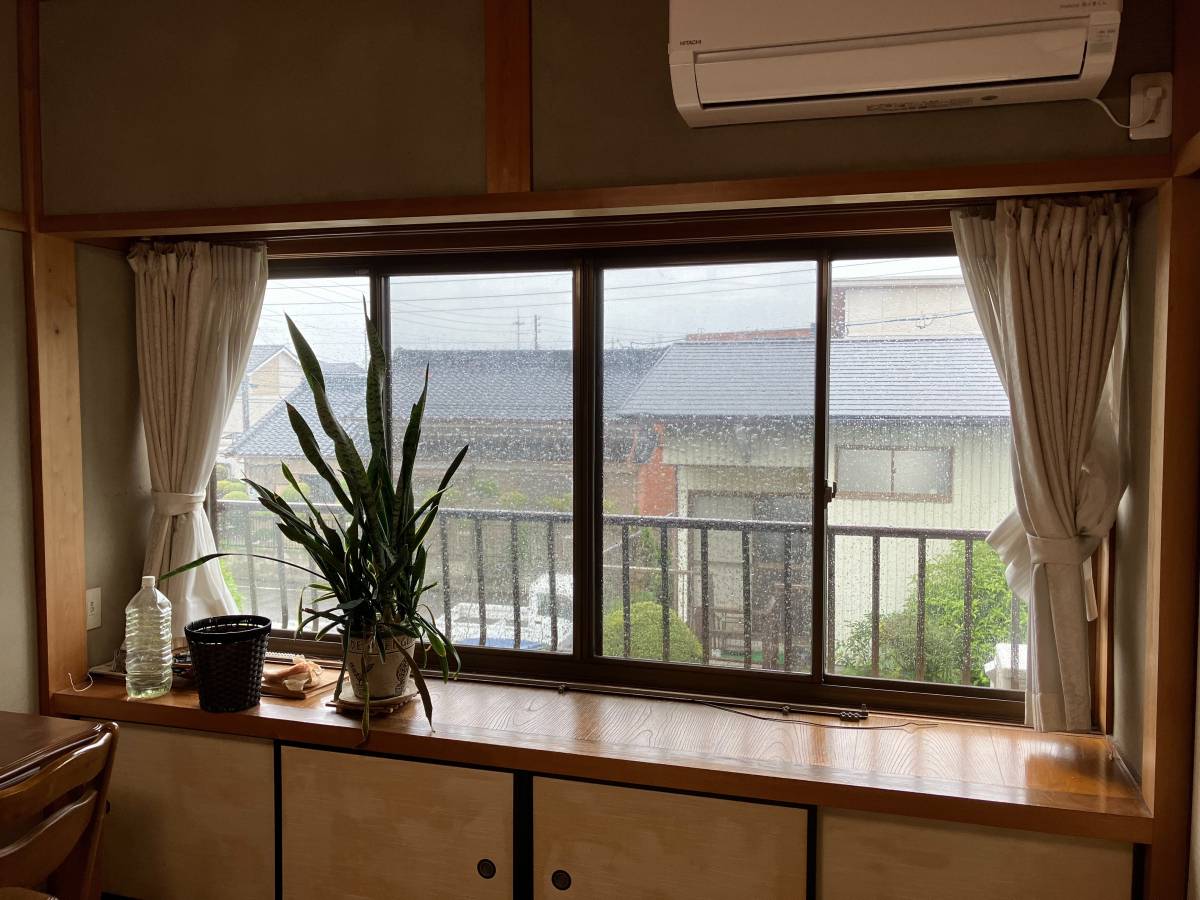 ウチヤマの内窓の取り付けの施工前の写真1