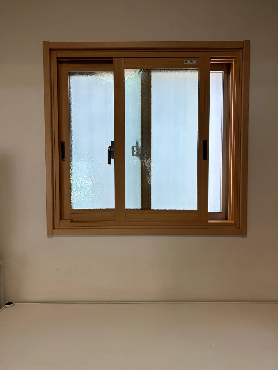ウチヤマの1階に内窓（インプラス）の施工後の写真3