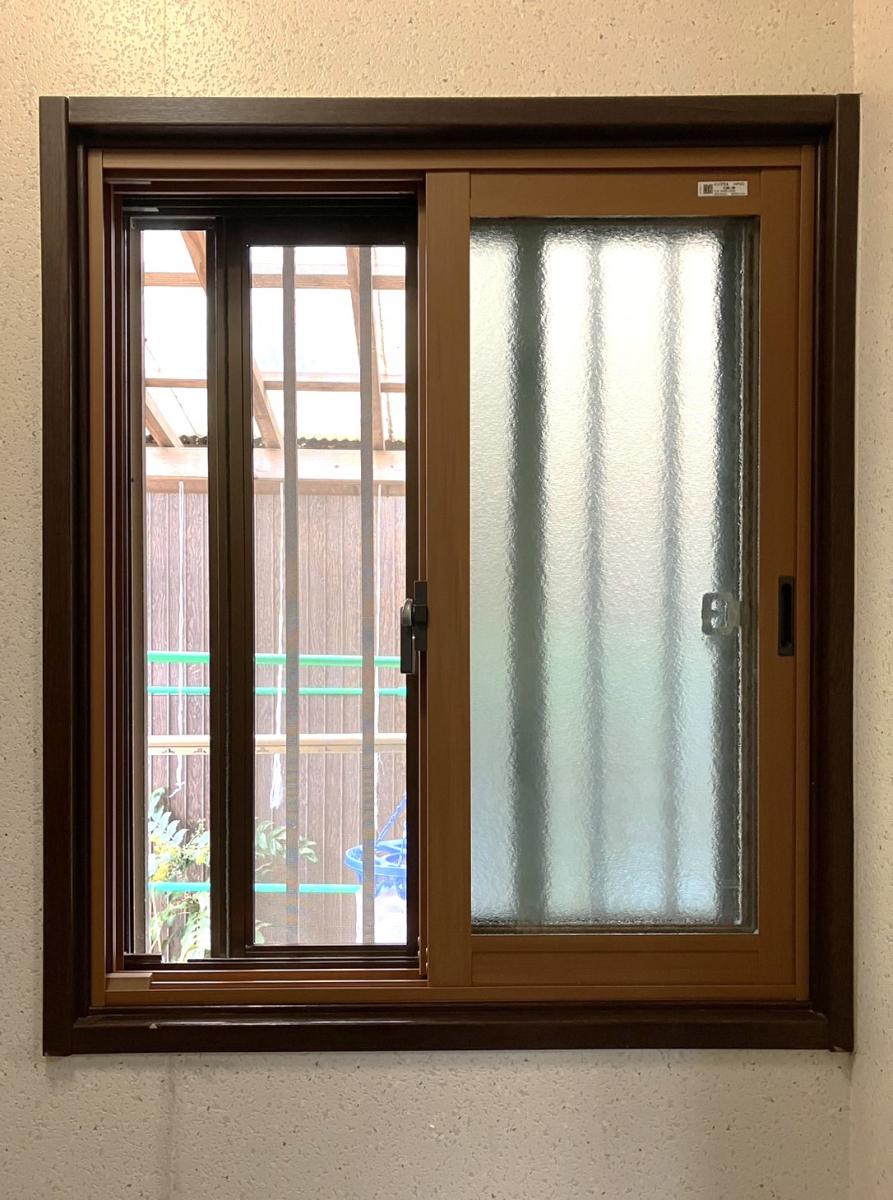 ウチヤマのお風呂が寒い原因は窓。内窓で対策してヒートショックを防ぐ！【健康で快適な暮らし】の施工後の写真1