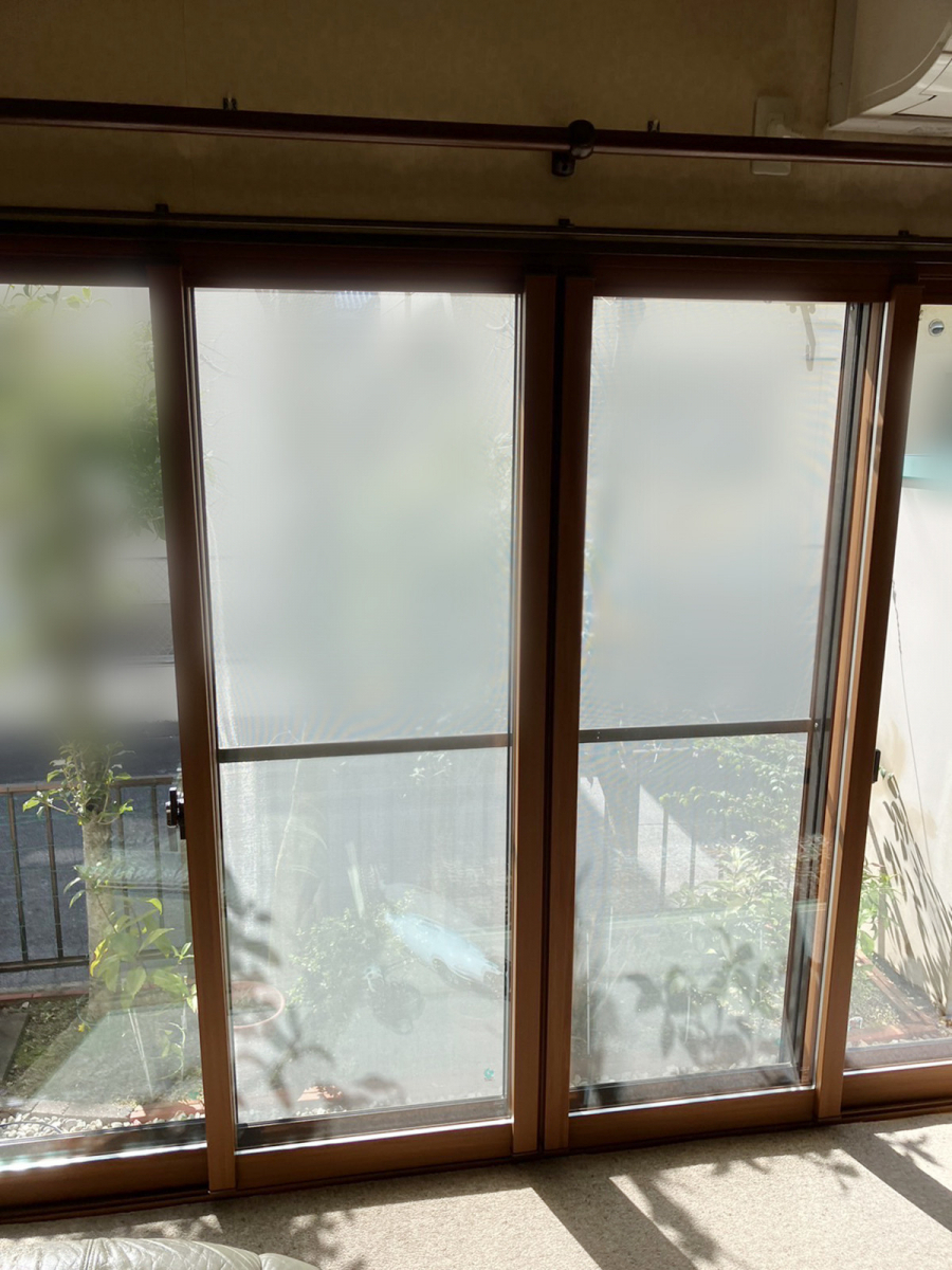 ウチヤマの掃き出し窓が古く、エアコンの効き目が悪いので、暑さ寒さ対策をしたい【健康で快適な暮らし】の施工後の写真1