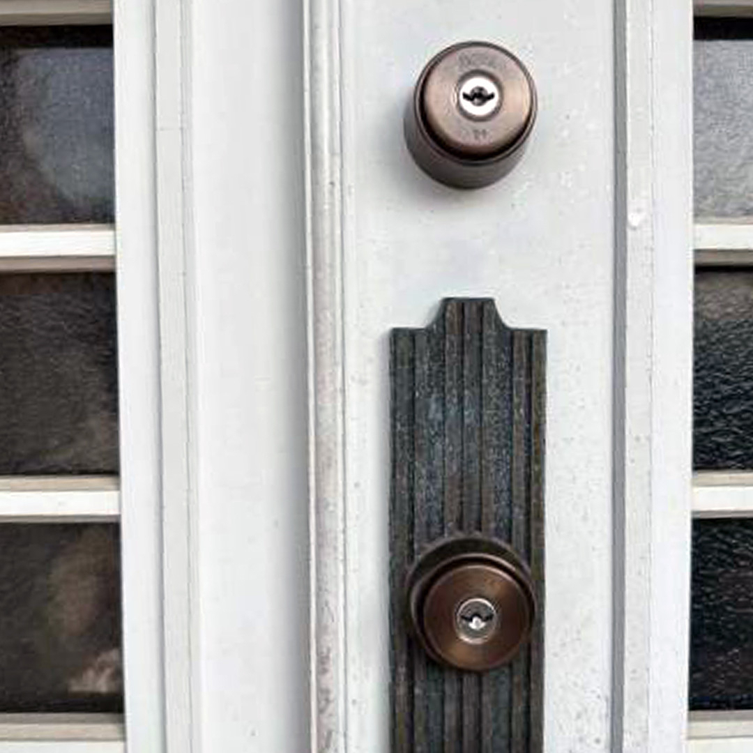 ウチヤマの古く傷んだ玄関鍵、年末年始の防犯対策に交換しませんか？【健康で快適な暮らし】の施工後の写真1