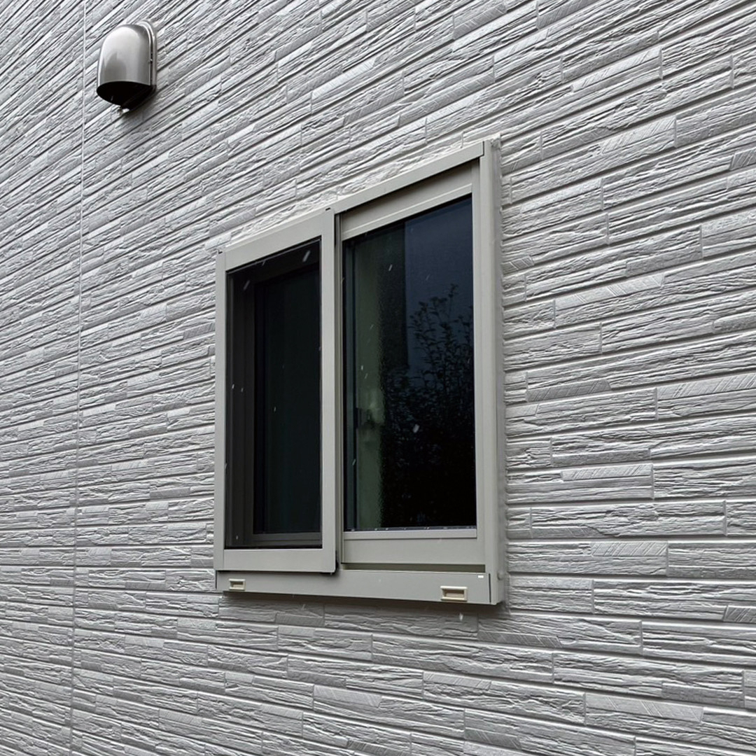 ウチヤマの防犯＆プライバシー対策、浴室窓リフォームで安心の暮らし【健康で快適な暮らし】の施工前の写真1