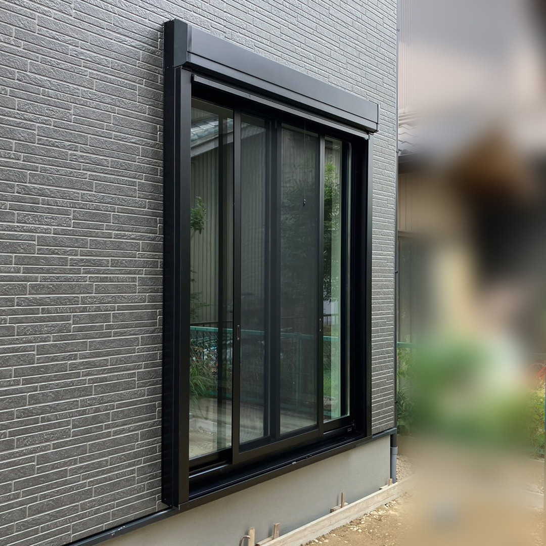 ウチヤマの新築でも後付けOK！シャッター設置で叶える「狙わせない」防犯対策【健康で快適な暮らし】の施工後の写真1