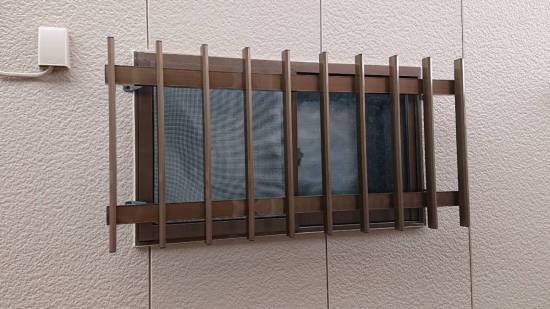 杉山トーヨー住器の面格子取付施工事例写真1