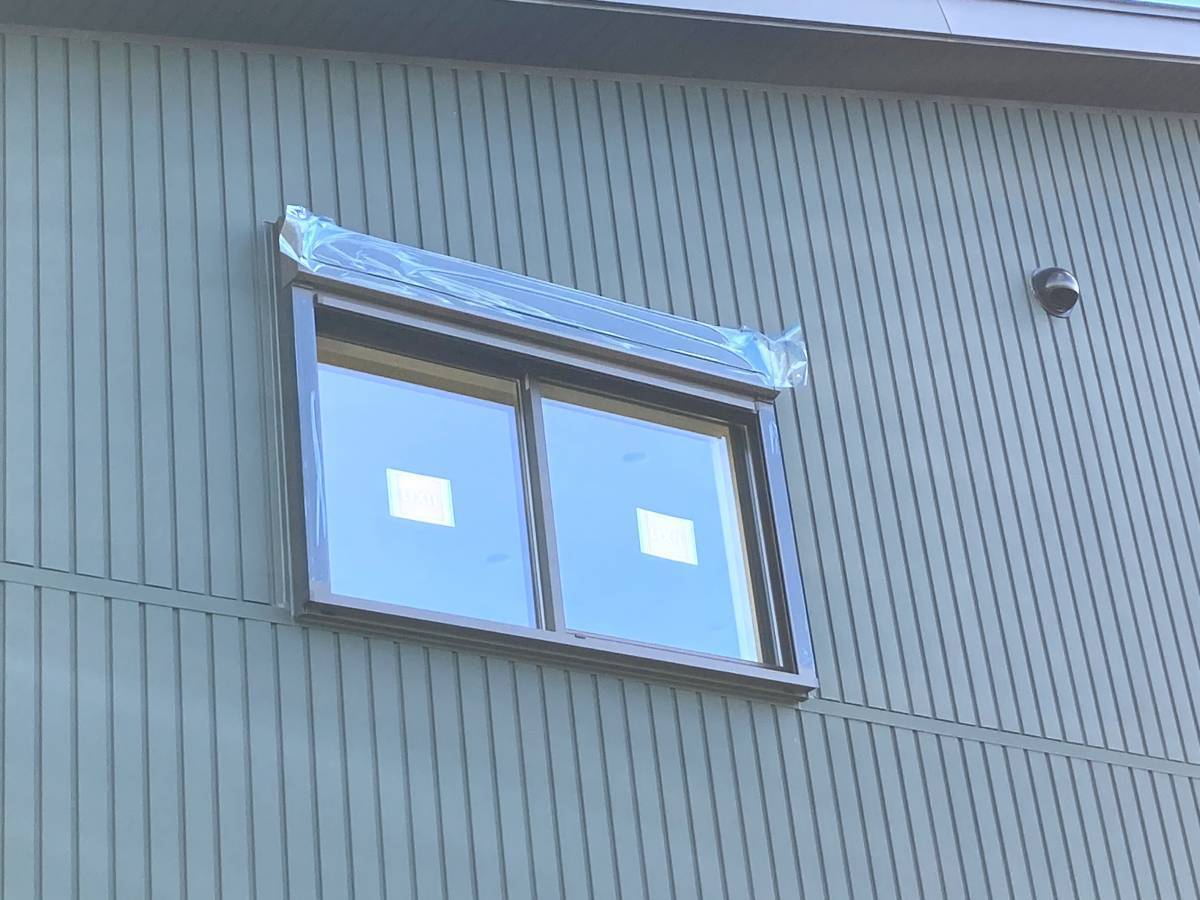 杉山トーヨー住器の窓手摺をつけました。の施工前の写真2