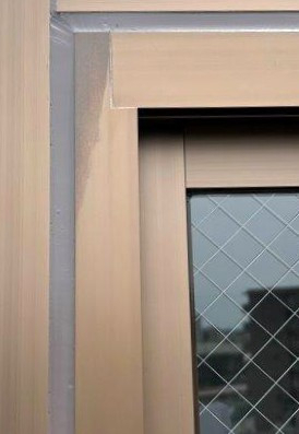 杉山トーヨー住器のサッシ補修の施工前の写真1
