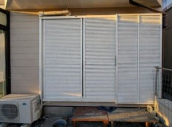 杉山トーヨー住器の🛠️ 雨戸交換リフォームで、使いやすさと外観を一新の施工後の写真1