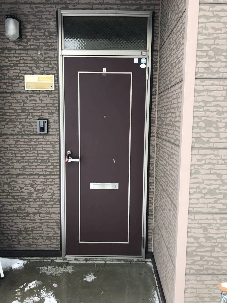小野寺トーヨー住器の玄関ドア 交換😊の施工前の写真1