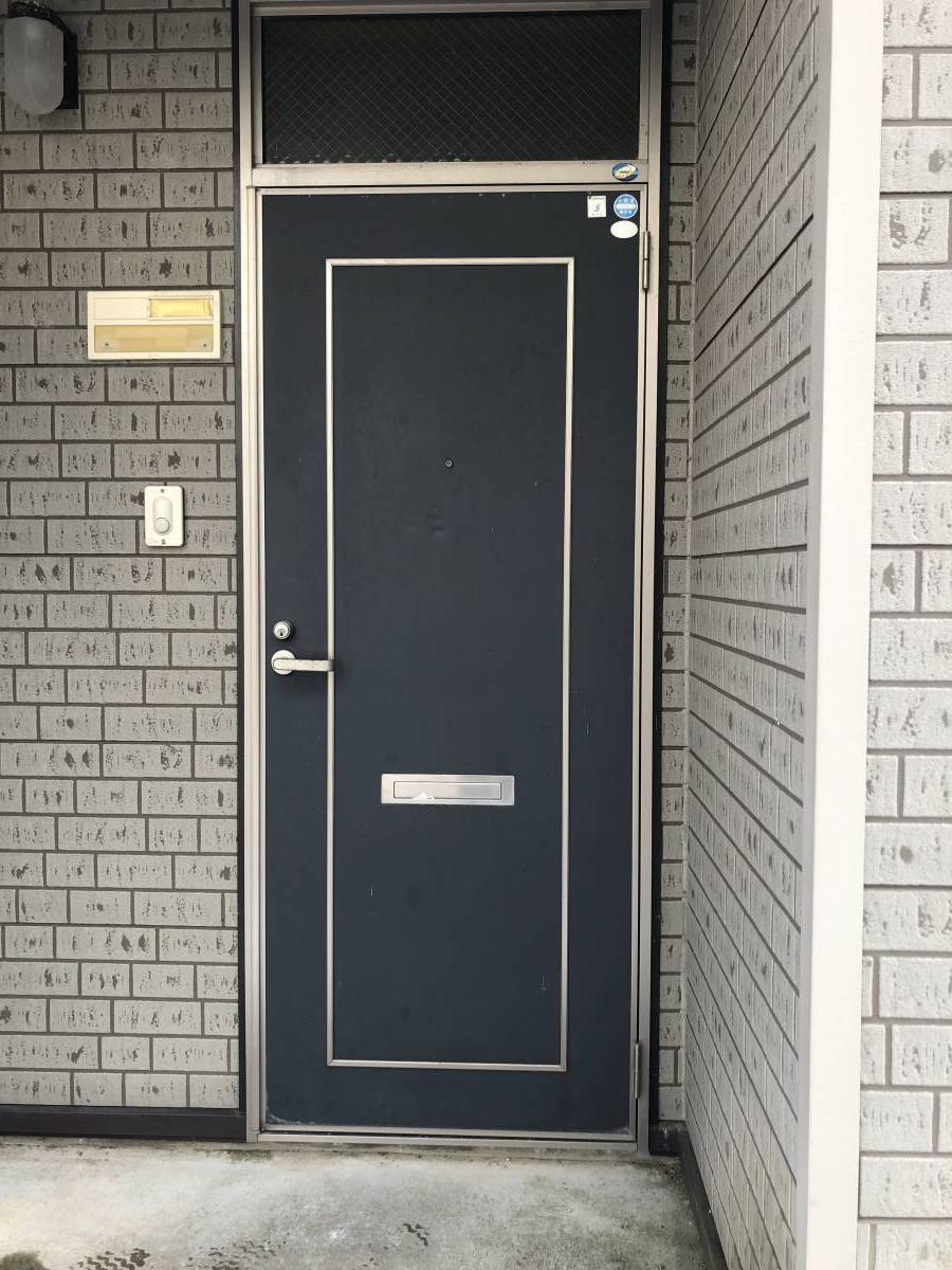 小野寺トーヨー住器の玄関ドア交換 その②の施工前の写真1