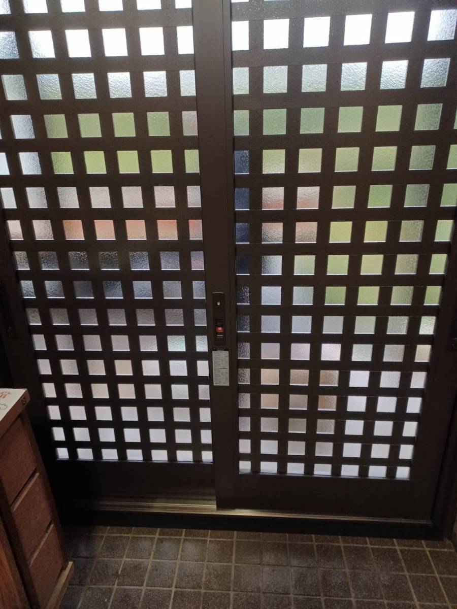 小野寺トーヨー住器の玄関引戸を新しくしたい...の施工後の写真1