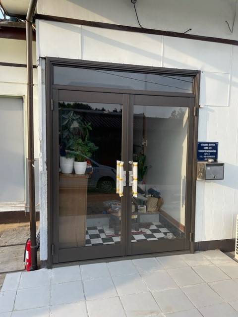 十倉トーヨー住器の玄関ドアを交換しました。の施工後の写真1