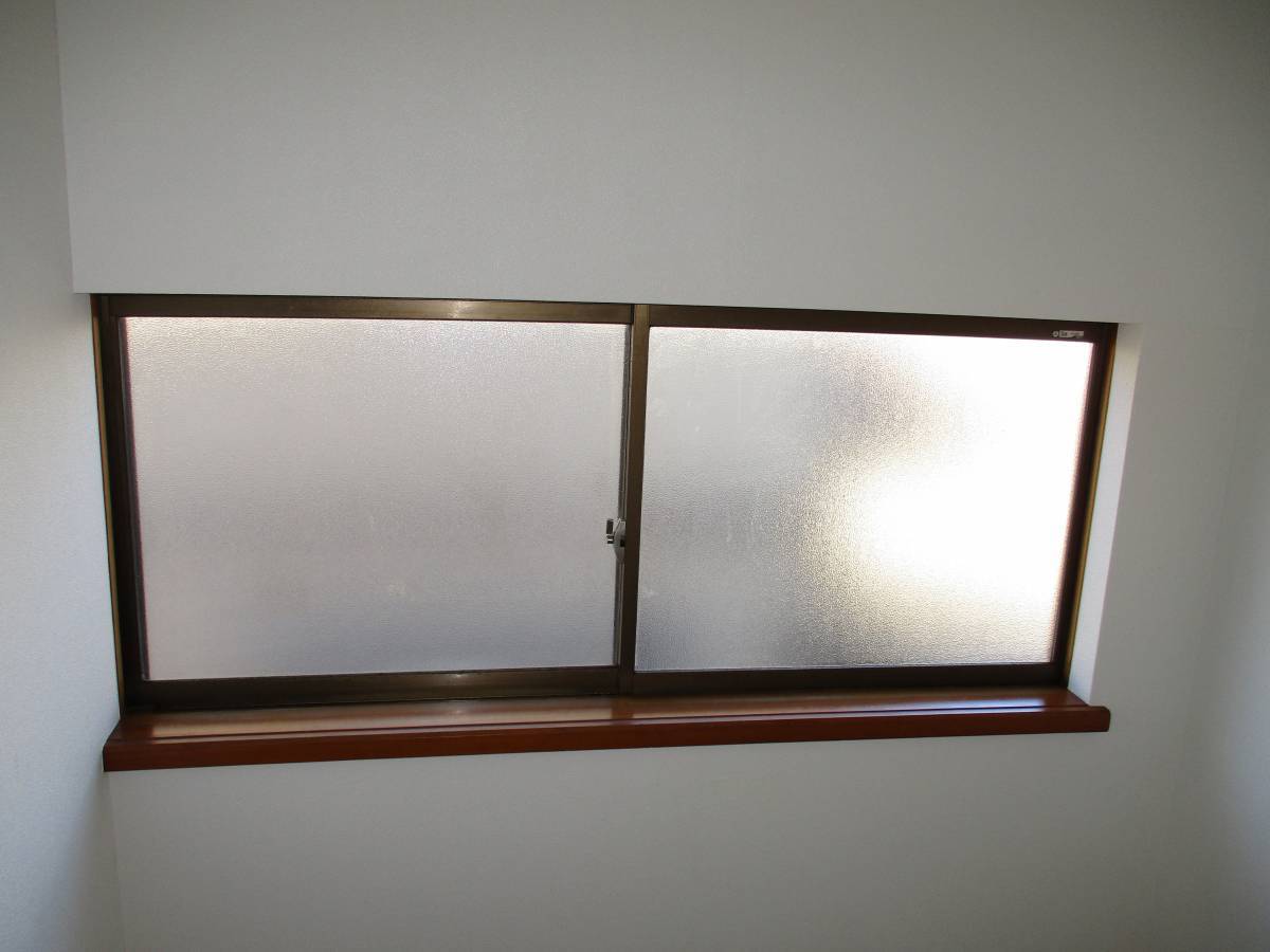 十倉トーヨー住器の内窓インプラスを取り付けました。の施工前の写真3