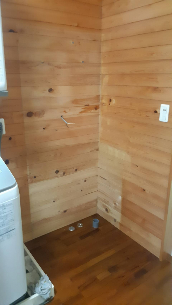 十倉トーヨー住器の収納力×お掃除ラクラク　洗面化粧台ピアラの施工前の写真2