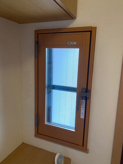 十倉トーヨー住器の色々な窓に内窓をの施工後の写真1