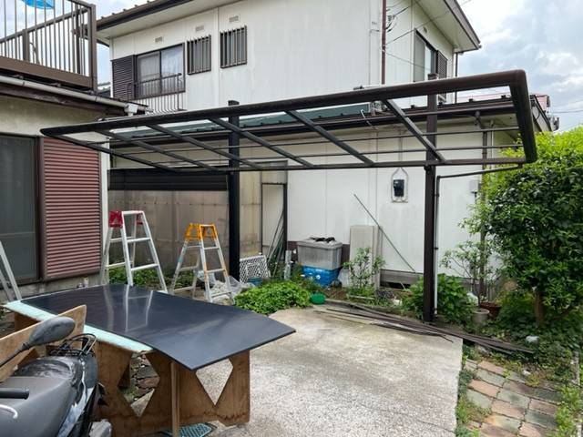 十倉トーヨー住器のカーポートの屋根材を交換！の施工後の写真2