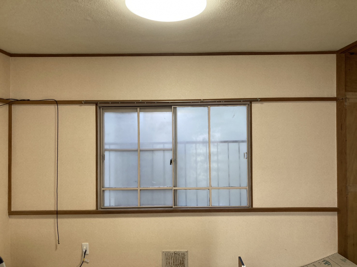 メット 住まいのアップデートの【窓まわり】外窓カバー工法 リプラスの施工前の写真1