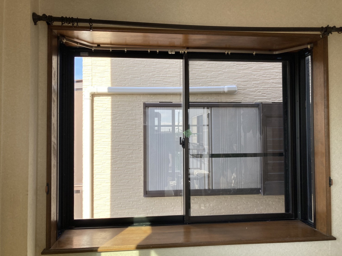 セイナントーヨー住器の内窓インプラス(二重窓)リフォームの施工前の写真1