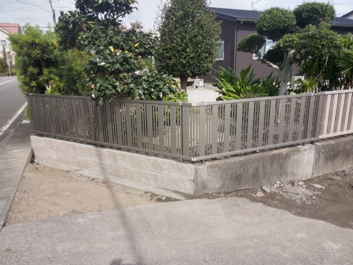 セイナントーヨー住器のフェンス工事の施工後の写真2