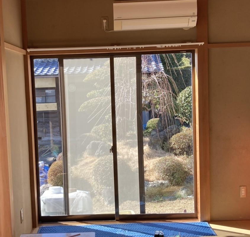 セイナントーヨー住器の内窓インプラス（二重窓）リフォームの施工前の写真1
