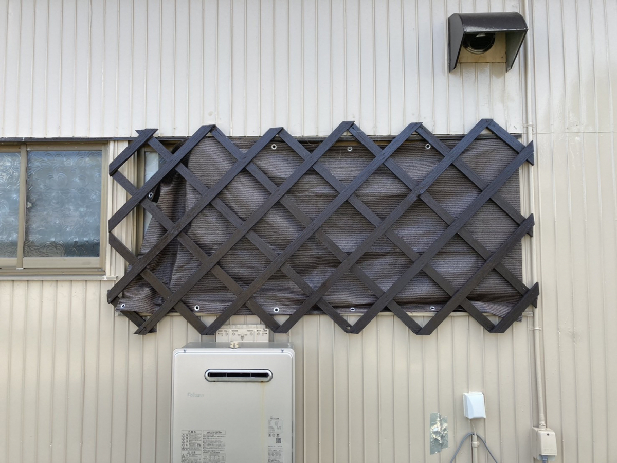 セイナントーヨー住器のアルミ面格子 取付の施工前の写真1