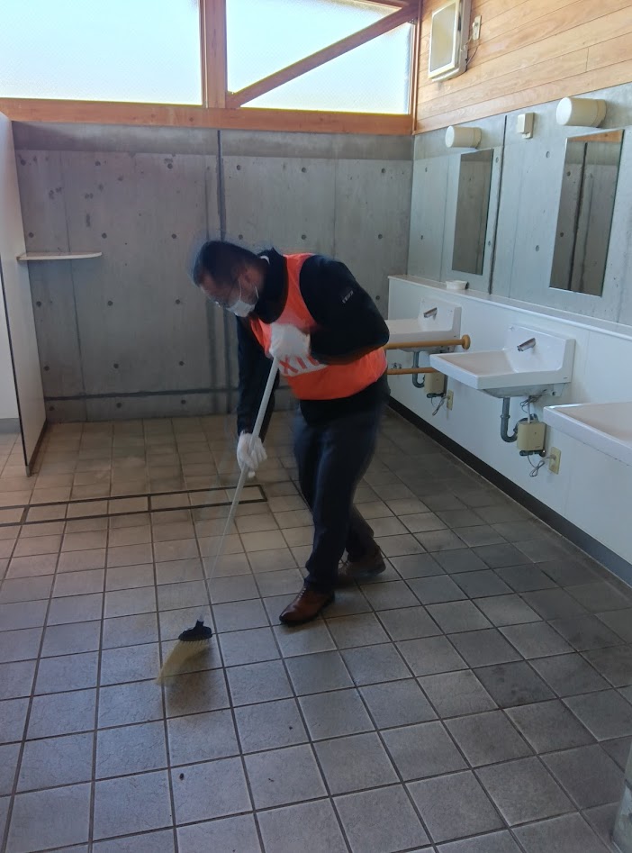 観光地トイレおもてなし清掃 in 境港 弓浜建材のブログ 写真3