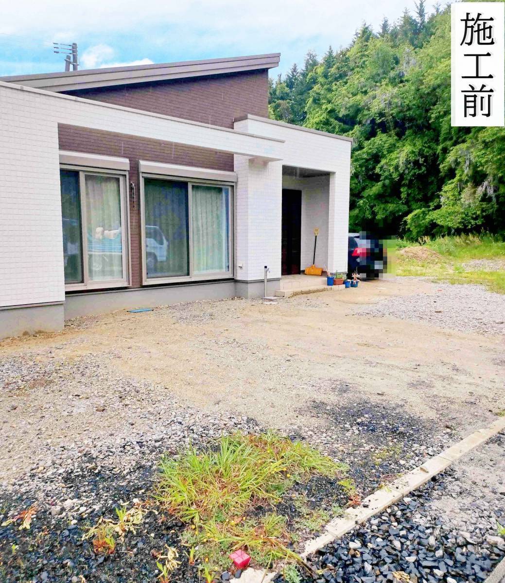 永光トーヨー住器のカーポート設置及び舗装工事の施工前の写真1