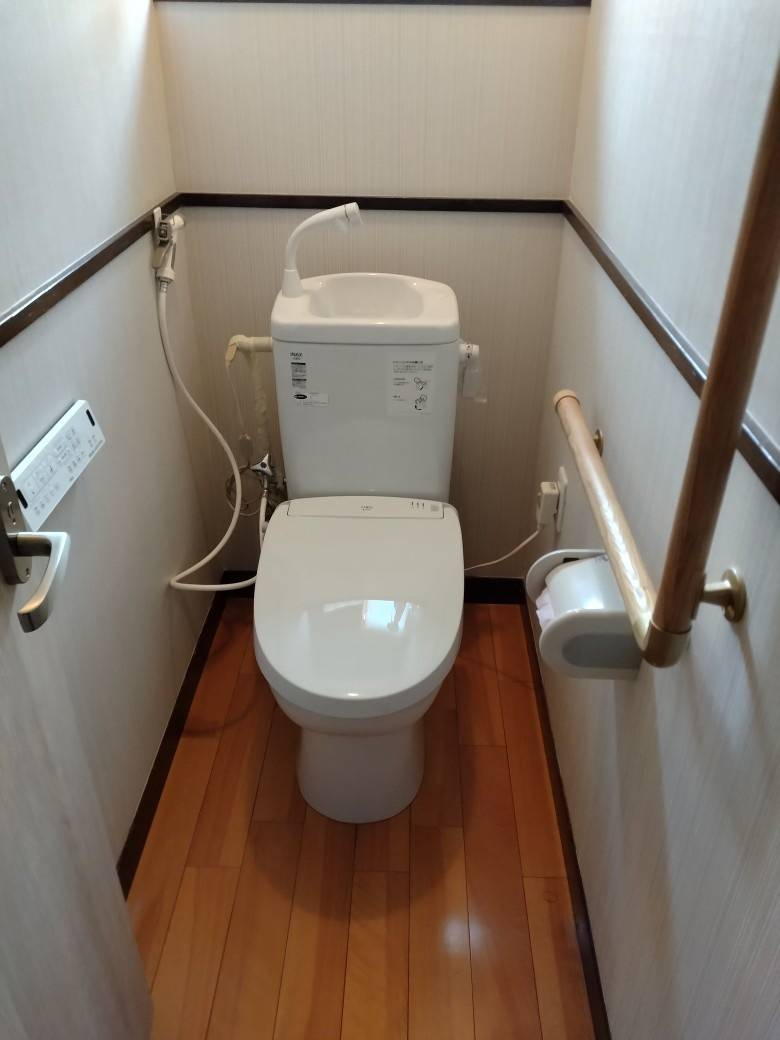 永光トーヨー住器の気仙沼市　トイレ入れ替えの施工後の写真1