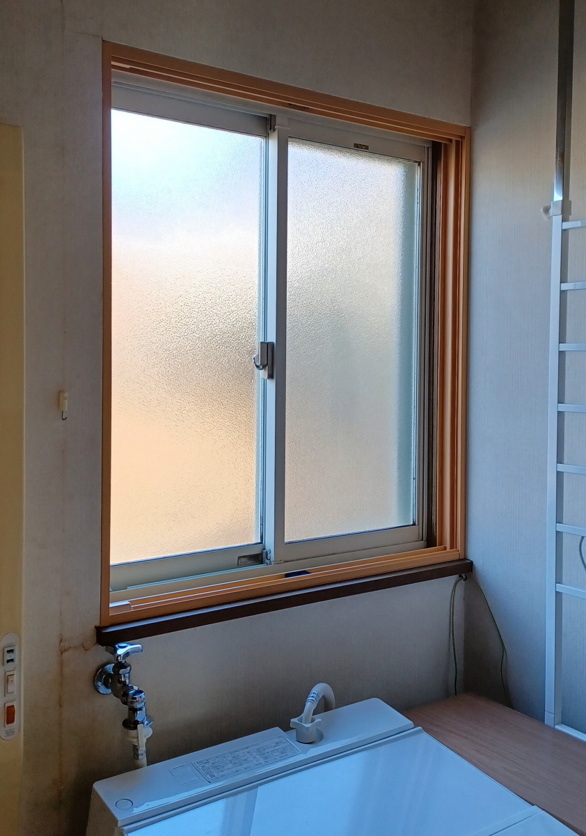 永光トーヨー住器の気仙沼市　内窓インプラス取り付けの施工前の写真2