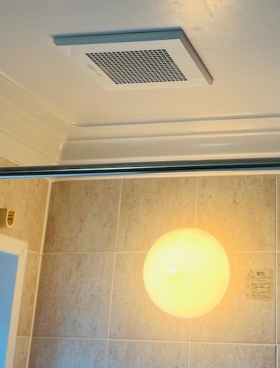 永光トーヨー住器の気仙沼市　浴室換気扇交換の施工後の写真1
