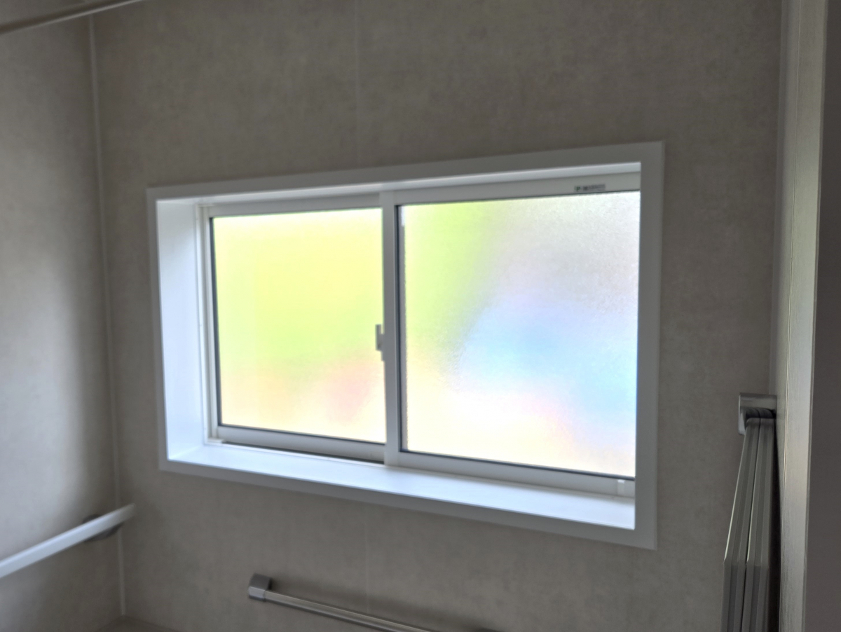 永光トーヨー住器の【気仙沼市】補助金を活用してお得に！断熱性能の高い窓へ交換しました。の施工後の写真1