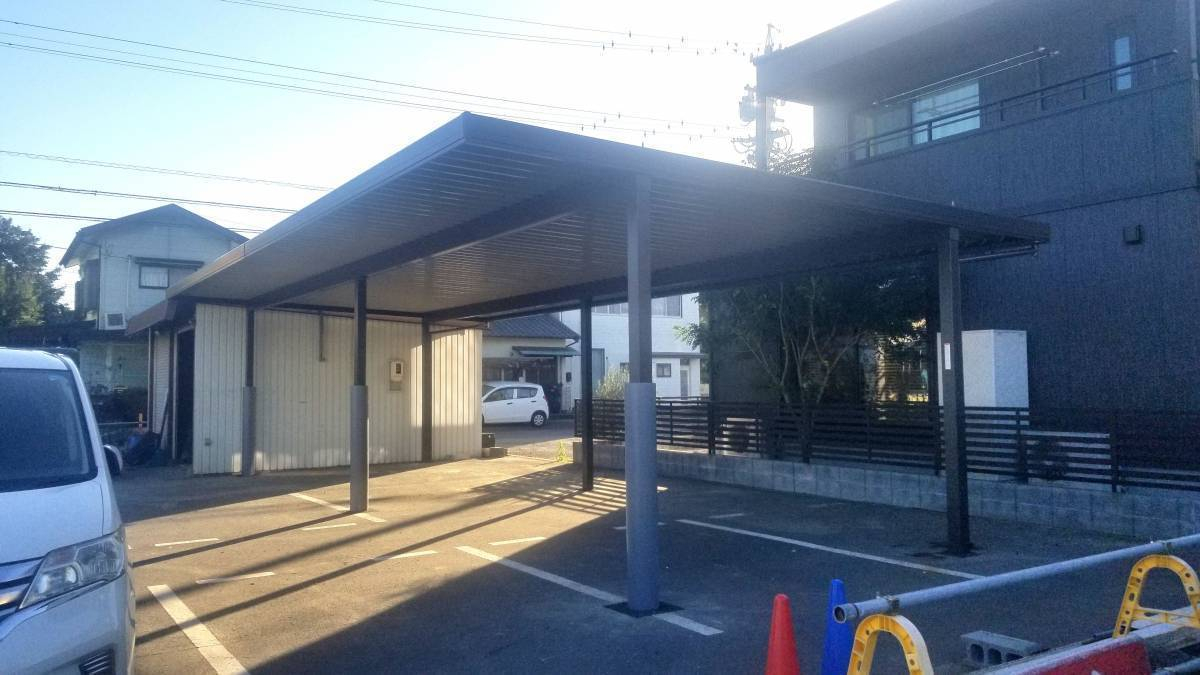 スルガリックス 静岡店の駐車所に屋根を付けたいの施工後の写真1