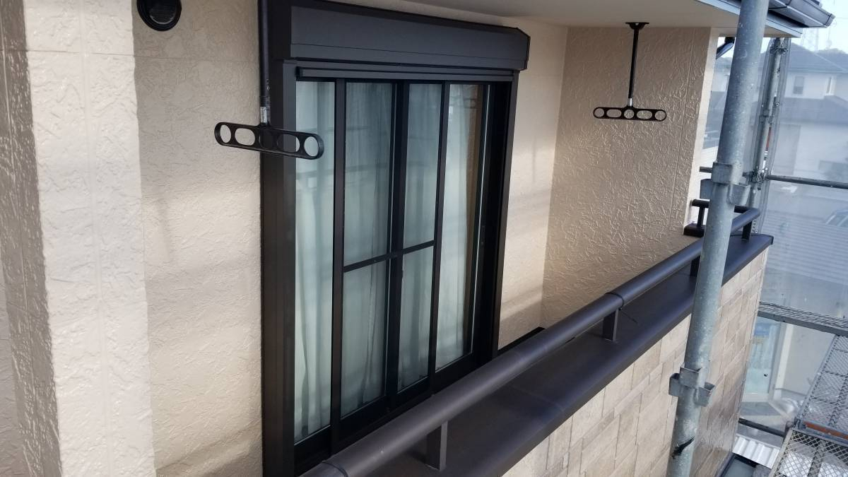 スルガリックス 静岡店の今ある窓にシャッターを追加設置したいの施工後の写真2