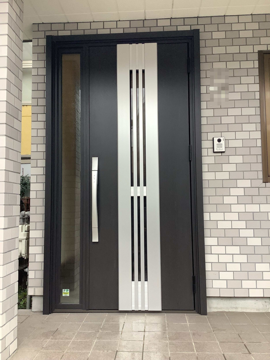 スルガリックス 静岡店の換気がしやすくて電気錠の玄関へ替えたいの施工後の写真1