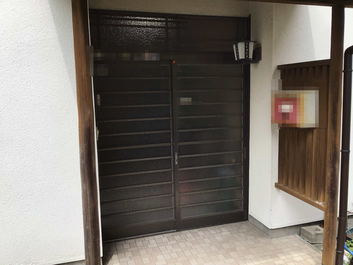 スルガリックス 静岡店の玄関引戸を新しくしたいの施工前の写真1