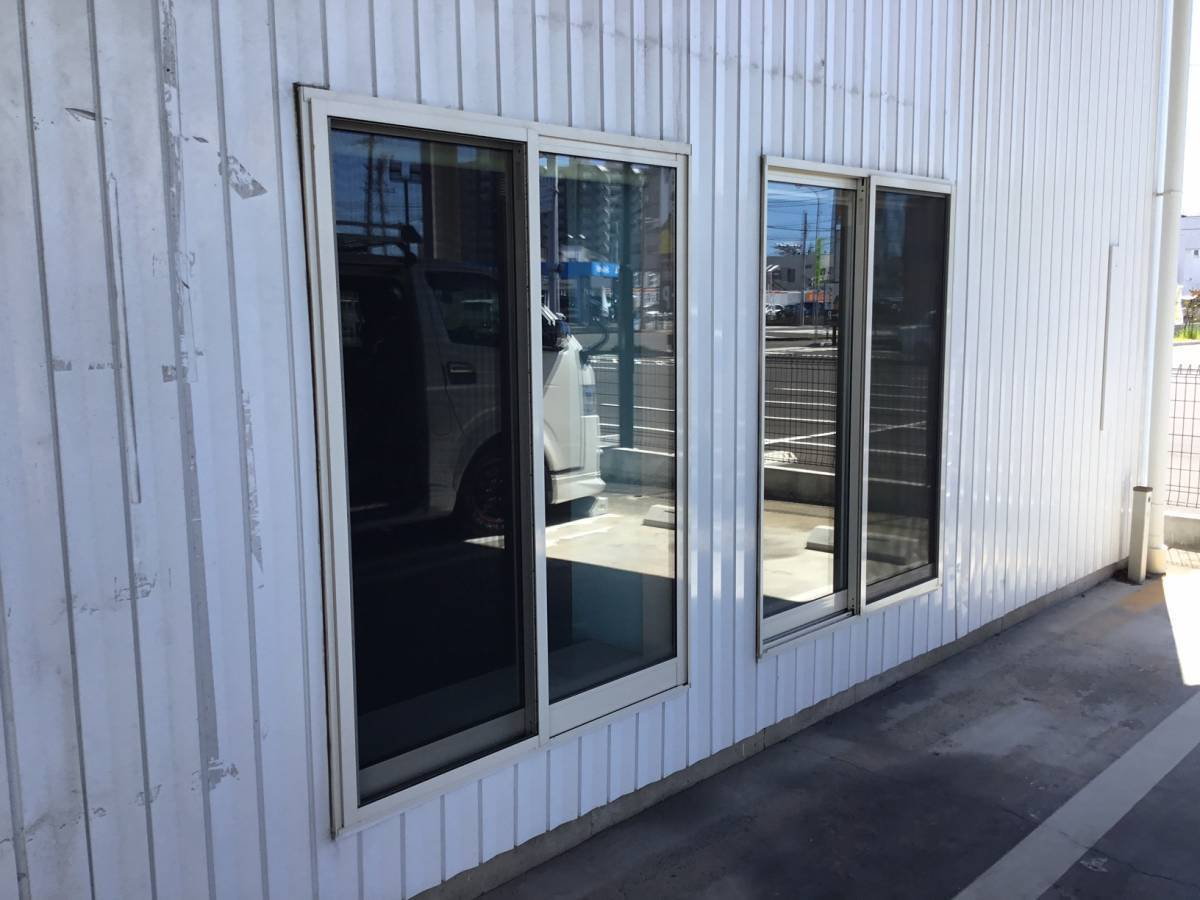 スルガリックス 静岡店の違うタイプの窓へ交換の施工前の写真1