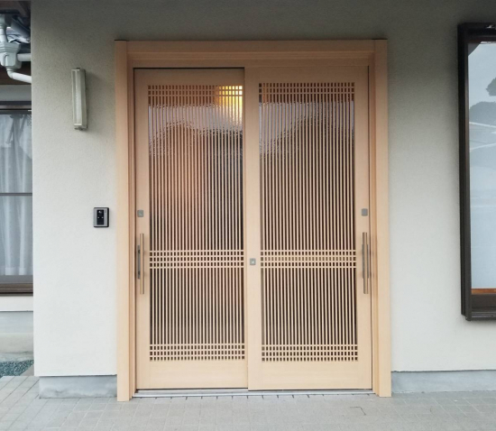 スルガリックス 静岡店の【玄関リフォーム】玄関引戸の交換を行いました。施工事例写真1