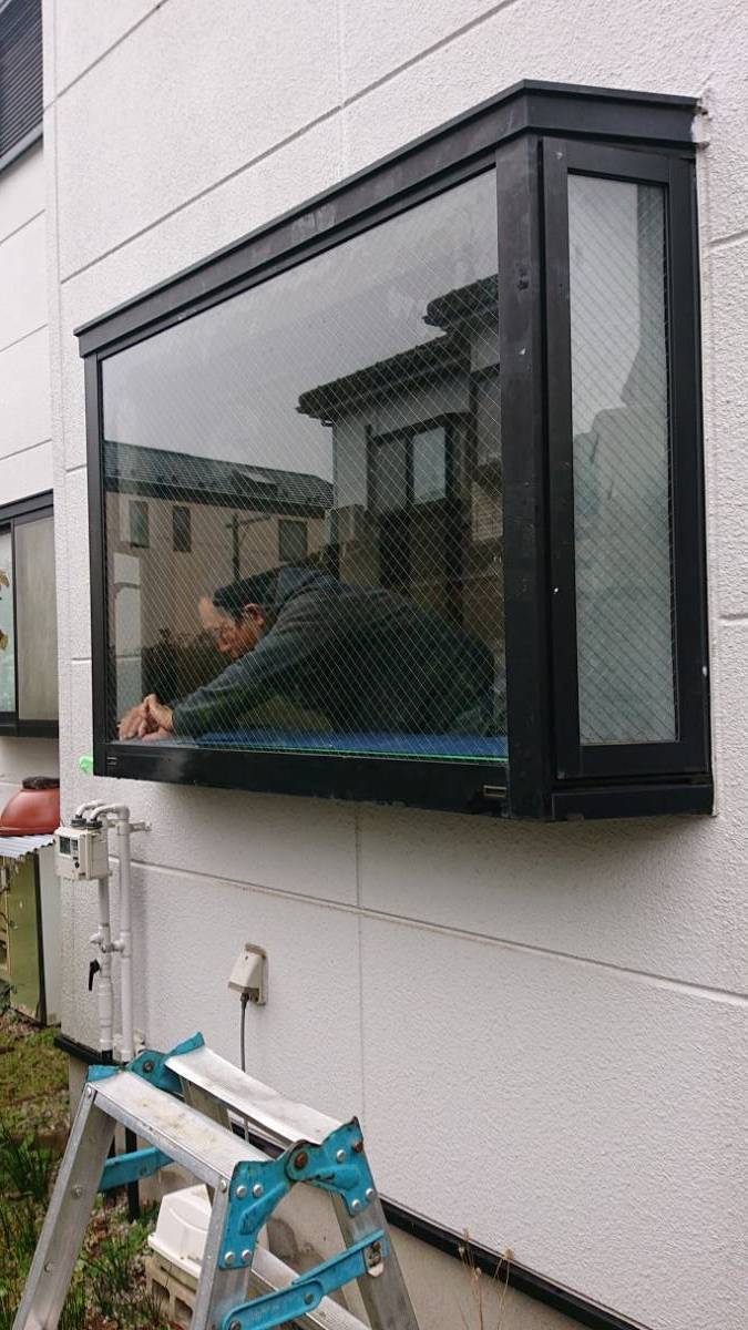 協邦の出窓FIXガラス交換工事の施工後の写真1