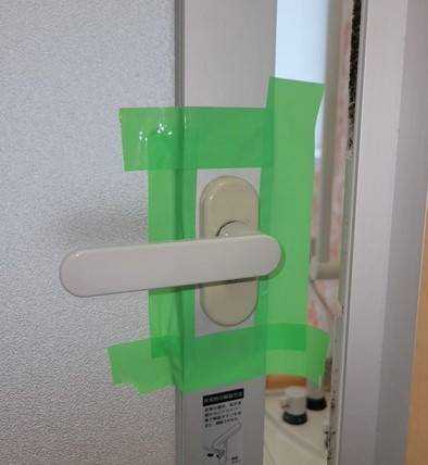 協邦の浴室ドアのハンドルを新品に交換しました!!の施工前の写真1