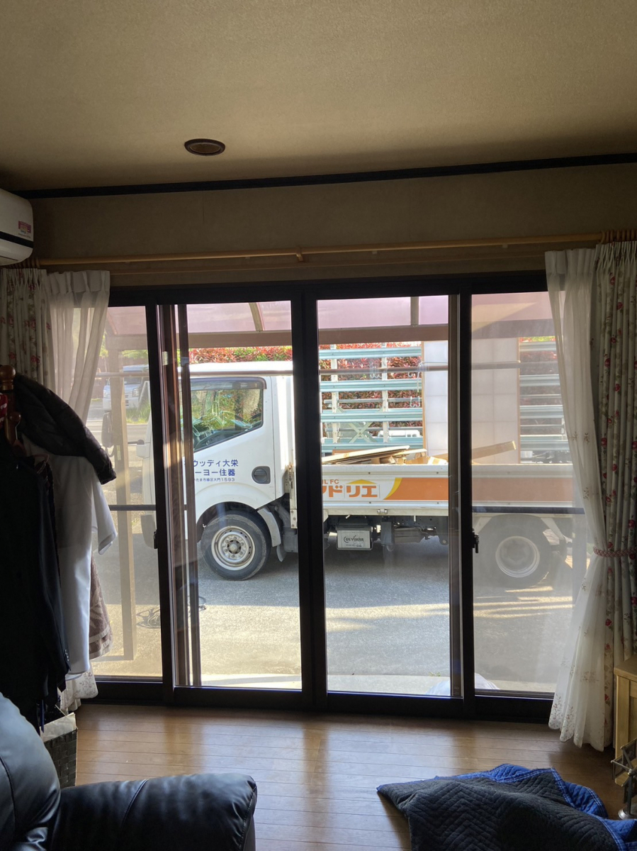 窓みらいの【さいたま市】掃き出し窓を断熱仕様にリフォームしました!の施工後の写真1