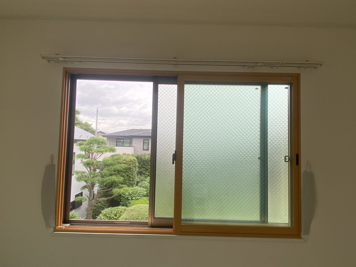 窓みらいの【さいたま市岩槻区】補助金活用でお得に内窓リフォーム！防音・断熱も向上！の施工後の写真1
