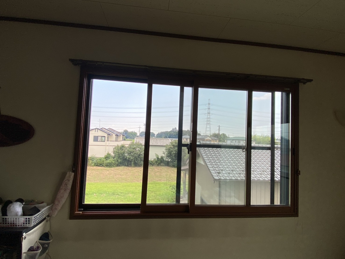 窓みらいの【さいたま市見沼区】補助金を活用して内窓リフォーム！横長窓もインプラスで断熱＆防音効果アップの施工後の写真1