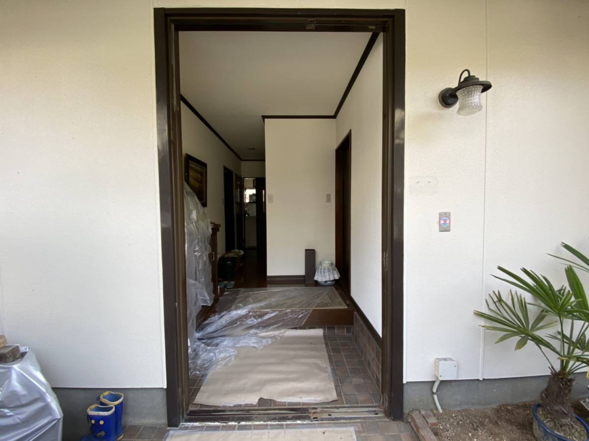 ウッディ大栄トーヨー住器の玄関ドア交換の施工後の写真2
