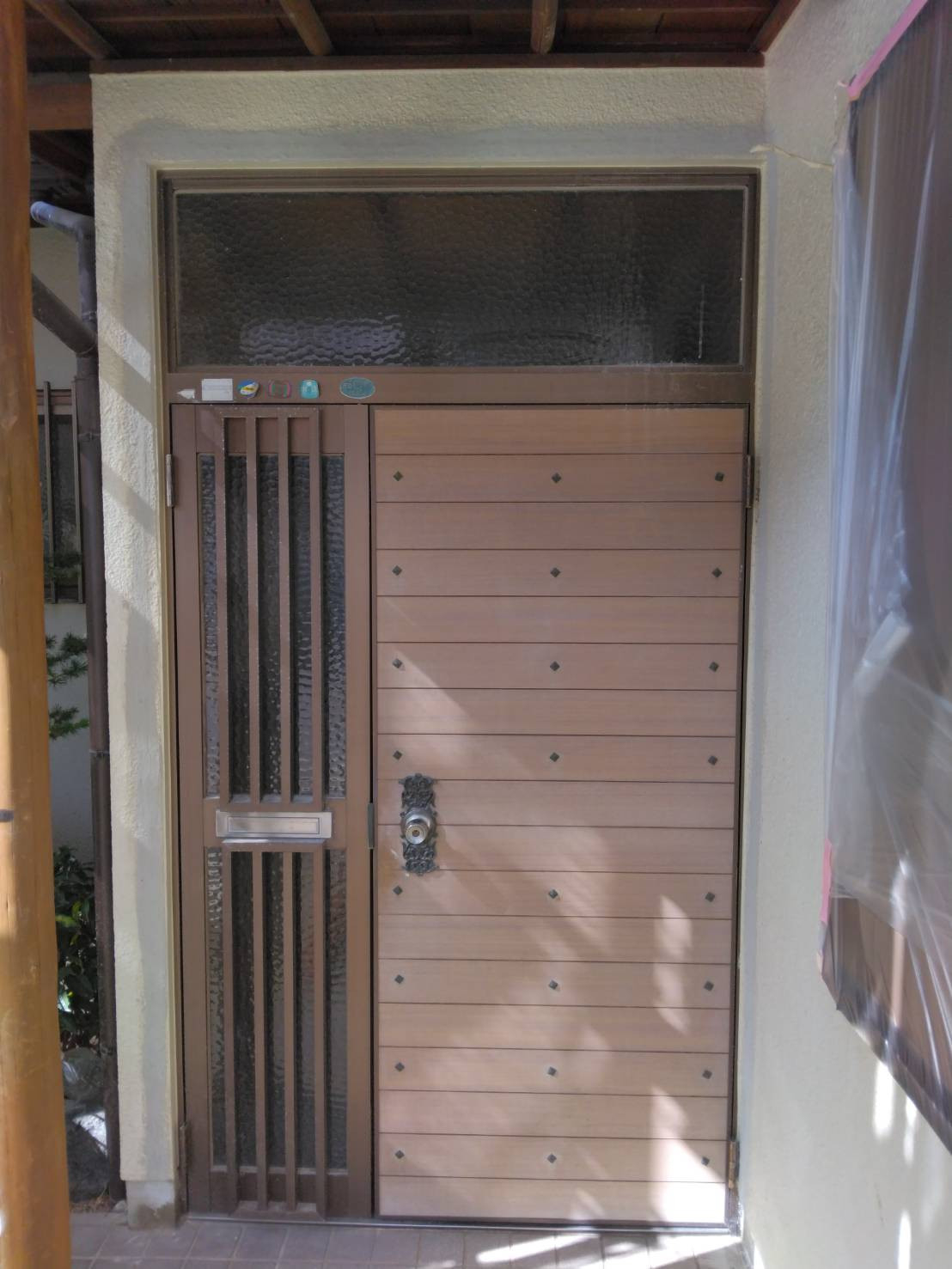 リフォームショップミナトの玄関ドアリフォーム施工例♪の施工前の写真1